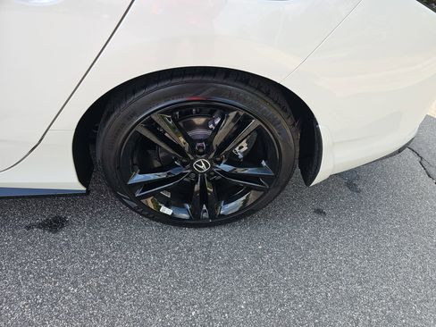 Used 2026 Acura Integra A-Spec FWD image 31