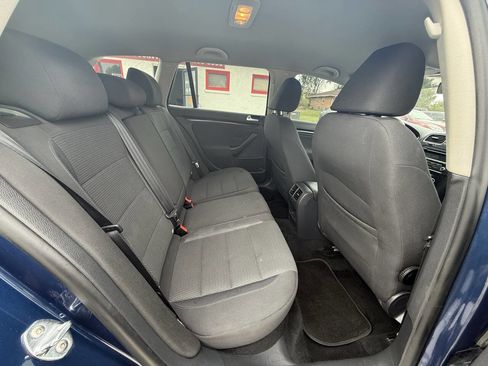 Used 2013 Volkswagen Jetta SE image 28