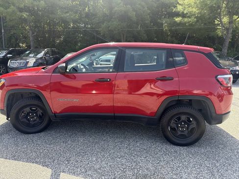 Used 2018 Jeep Compass Sport w/ Cold Weather Group AWD/4WD image 9