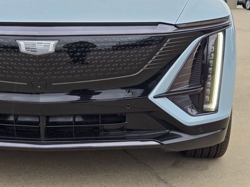 New 2026 Cadillac Lyriq Sport w/ LPO, Floor Liner Package image 6