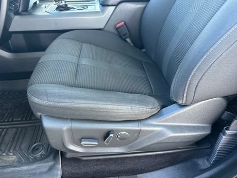Used 2017 Ford F150 XLT w/ Equipment Group 302A Luxury AWD/4WD image 11