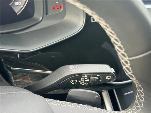 Used 2023 Audi Q8 Premium Plus w/ Premium Plus Package image 20