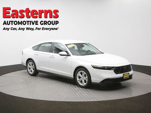 Used 2025 Honda Accord LX image 47