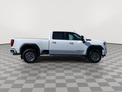 Used 2023 GMC Sierra 3500 AT4 w/ AT4 Preferred Package AWD/4WD image 8