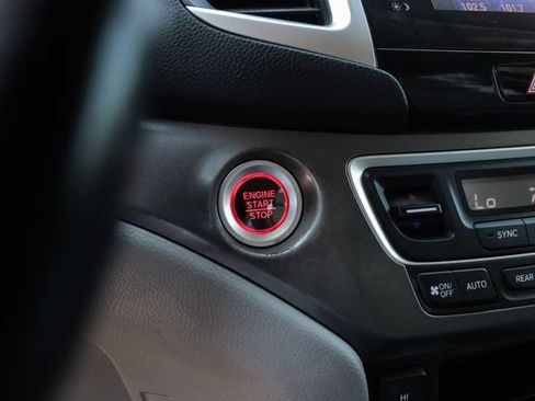 Used 2017 Honda Pilot EX-L image 39