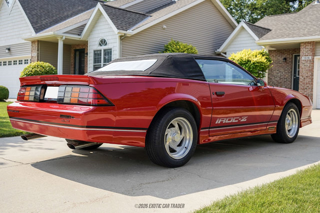 Used 1988 Chevrolet Camaro LT RWD image 15