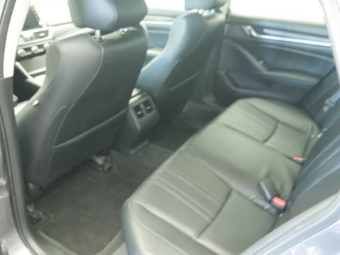 Used 2018 Honda Accord EX-L image 21