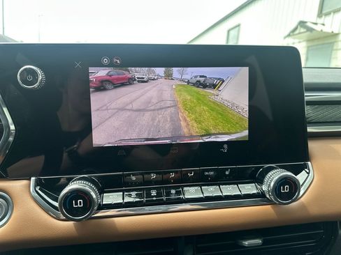 New 2026 GMC Canyon AT4 AWD/4WD image 21