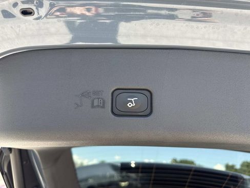 New 2026 Lincoln Nautilus Premier AWD/4WD image 12