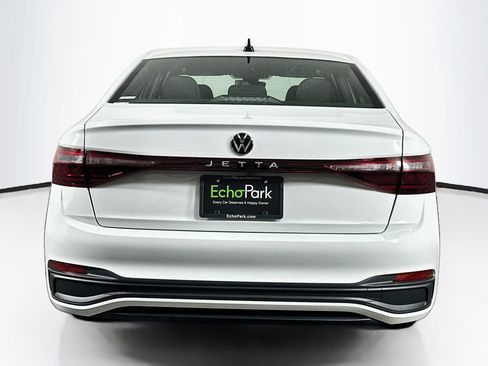 Used 2025 Volkswagen Jetta Sport FWD image 7