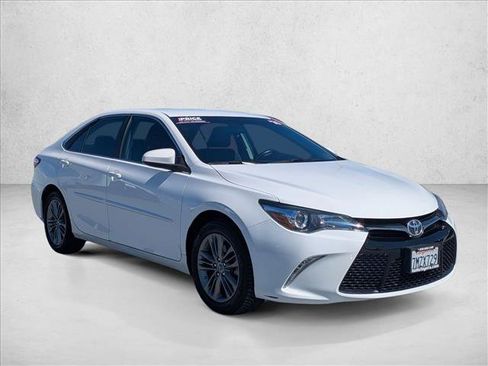 Used 2016 Toyota Camry SE w/ Protection Package (Q2) FWD image 3