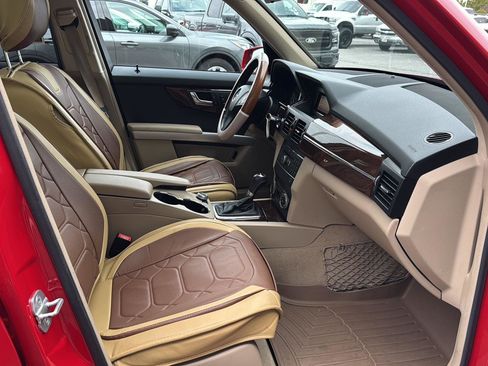 Used 2011 Mercedes-Benz GLK 350 4MATIC image 10