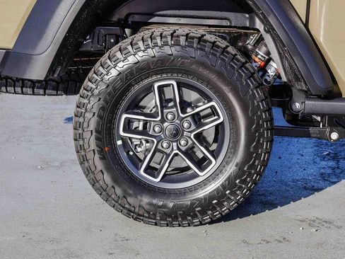 New 2026 Jeep Gladiator Mojave image 12