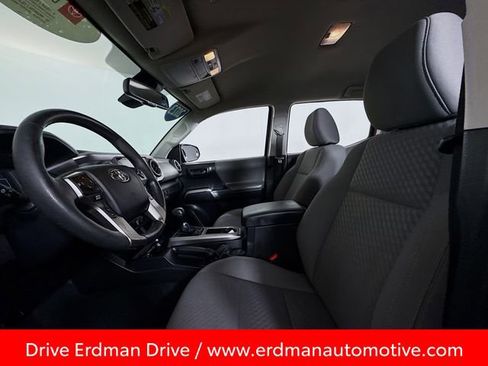 Used 2023 Toyota Tacoma SR5 w/ Technology Package image 6