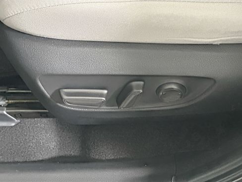 Used 2023 Toyota RAV4 XLE w/ Convenience Package FWD image 13