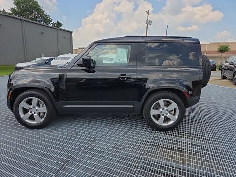 Certified 2025 Land Rover Defender 90 S AWD/4WD image 2
