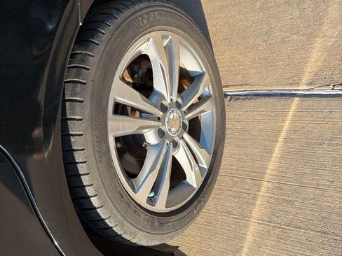 Used 2015 Mercedes-Benz E 350 Sedan w/ Premium 1 Package image 9