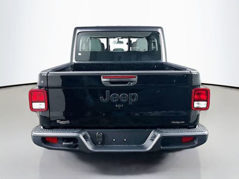 New 2026 Jeep Gladiator Sport AWD/4WD image 6