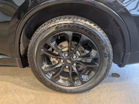 Used 2020 Dodge Durango R/T w/ Blacktop Package image 9