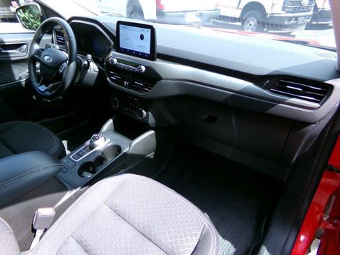 Used 2024 Ford Escape Active AWD/4WD image 12