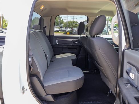 Used 2021 RAM 1500 Classic SLT RWD image 10