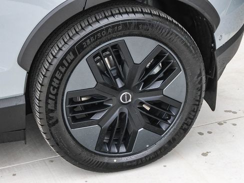 New 2026 Volvo EX30 Cross Country Ultra w/ Protection Package Premier image 10