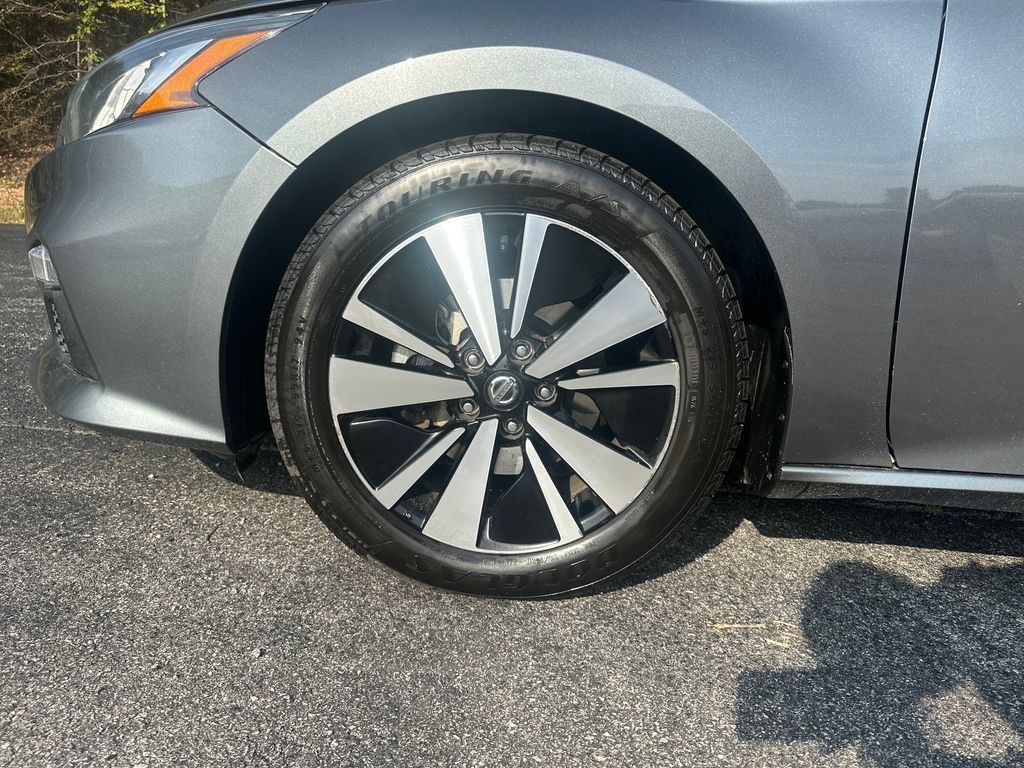 Used 2022 Nissan Altima 2.5 SV FWD image 27