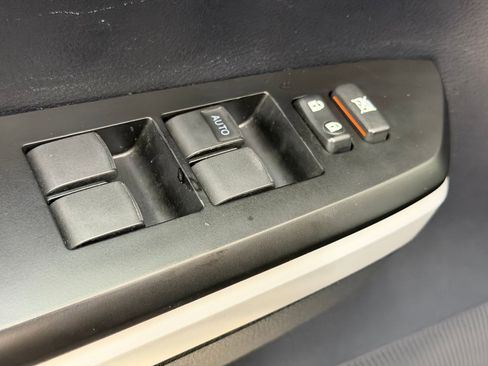 Used 2019 Toyota Tundra SR5 w/ SR5 Upgrade Package image 13