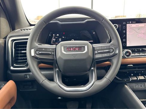 New 2026 GMC Canyon AT4 image 15