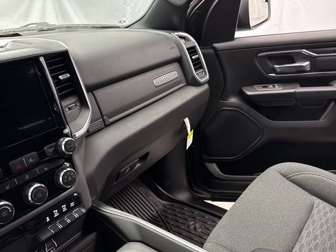 New 2026 RAM 1500 Big Horn w/ Night Edition AWD/4WD image 24