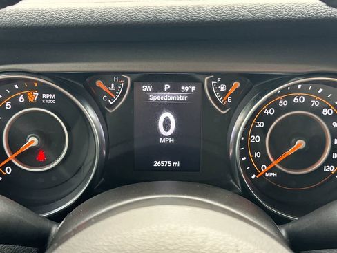 Used 2022 Jeep Gladiator Sport image 30