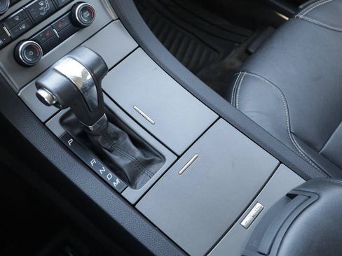 Used 2012 Ford Taurus SEL FWD image 32