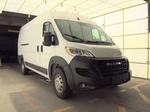Used 2023 RAM ProMaster 3500 w/ Driver Convenience Group image 4