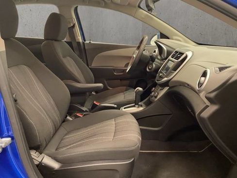 Used 2017 Chevrolet Sonic LT FWD image 20