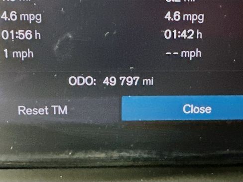 Used 2024 Volvo XC60 B5 Plus image 19