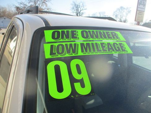 Used 2009 Ford Escape XLS image 19