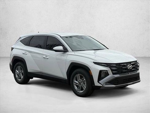 New 2026 Hyundai Tucson SE image 6