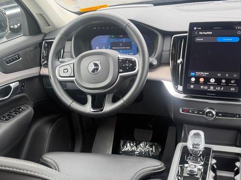 Certified 2026 Volvo XC90 B6 Ultra AWD/4WD image 13