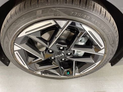 New 2025 Kia K4 GT-Line w/ GT-Line Sunroof Package image 12