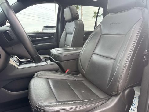 Used 2023 GMC Yukon Denali AWD/4WD image 19