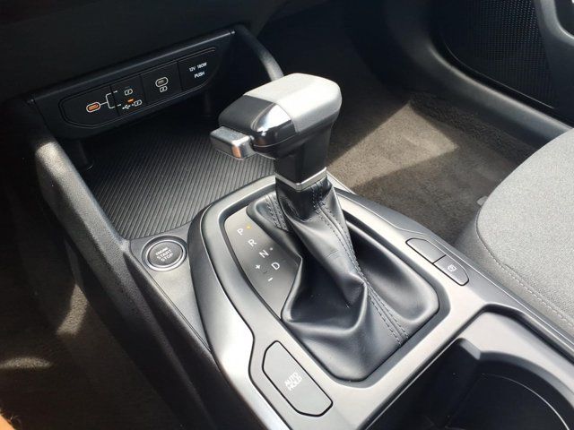 Used 2025 Kia K4 FWD image 18