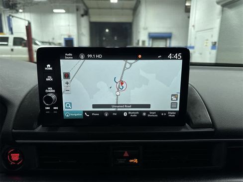 Used 2024 Honda Pilot Touring image 21