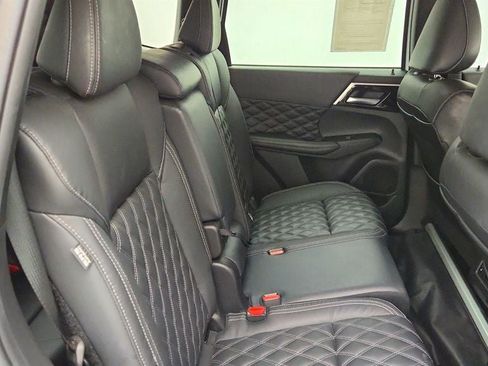 Used 2022 Mitsubishi Outlander SEL AWD/4WD image 24
