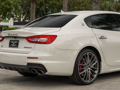 Used 2018 Maserati Quattroporte S GranSport image 11