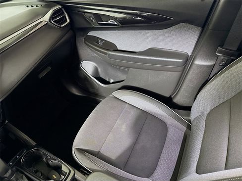 Used 2025 Chevrolet TrailBlazer LT image 19
