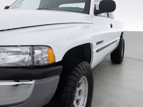 Used 2000 Dodge Ram 1500 Truck 2WD Quad Cab image 12