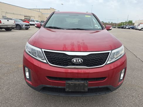 Used 2015 Kia Sorento LX image 8