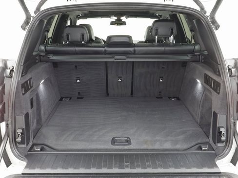 Used 2020 BMW X5 xDrive40i w/ M Sport Package image 18