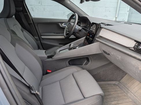 Used 2023 Polestar Polestar 2 w/ Pilot Pack image 8