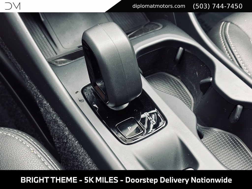 Used 2025 Volvo XC40 B5 Core w/ Protection Package Premier AWD/4WD image 38